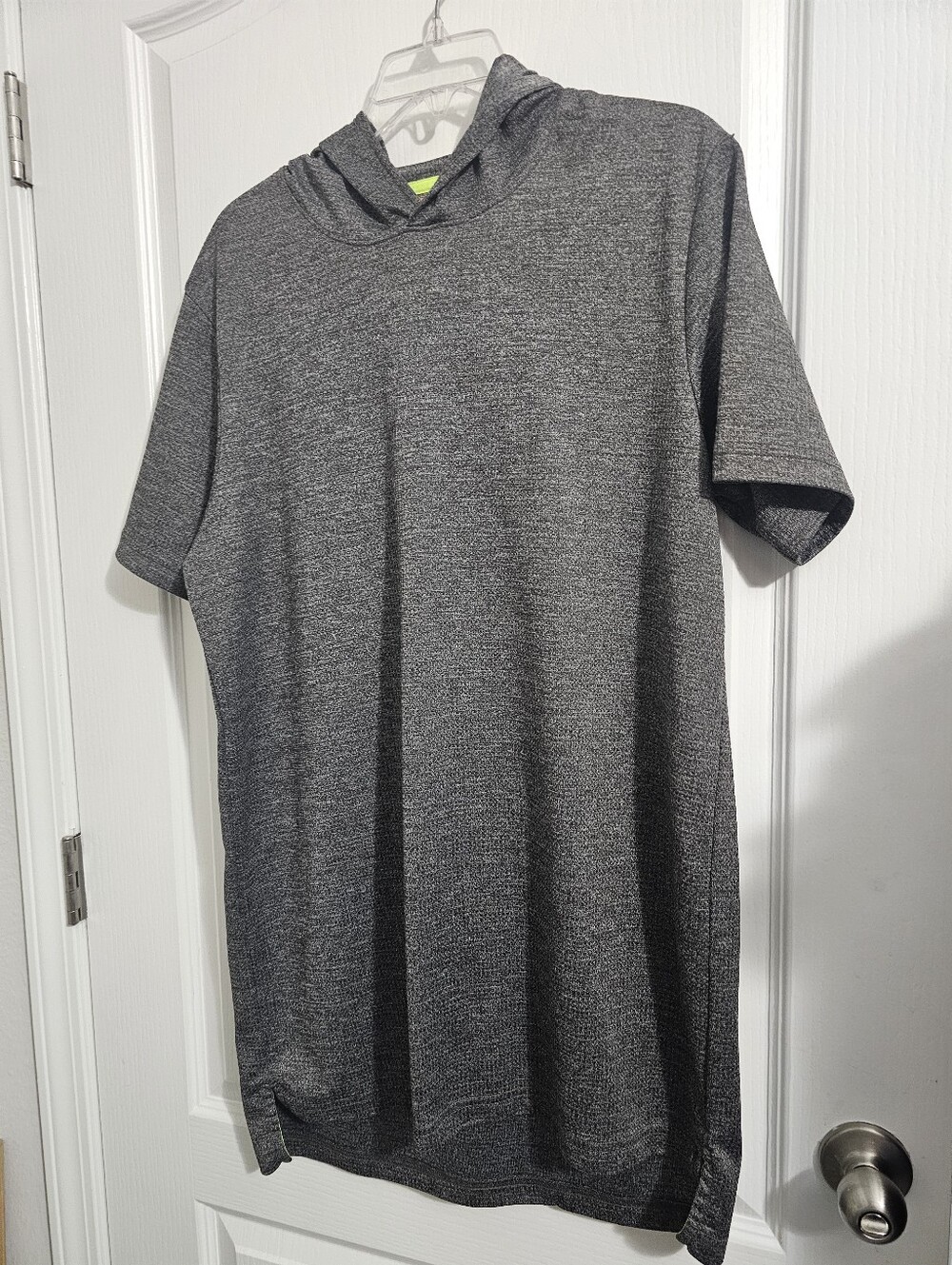 Foundry Men's Grey Heather Hooded Short Sleeve Shirt. Size LT
